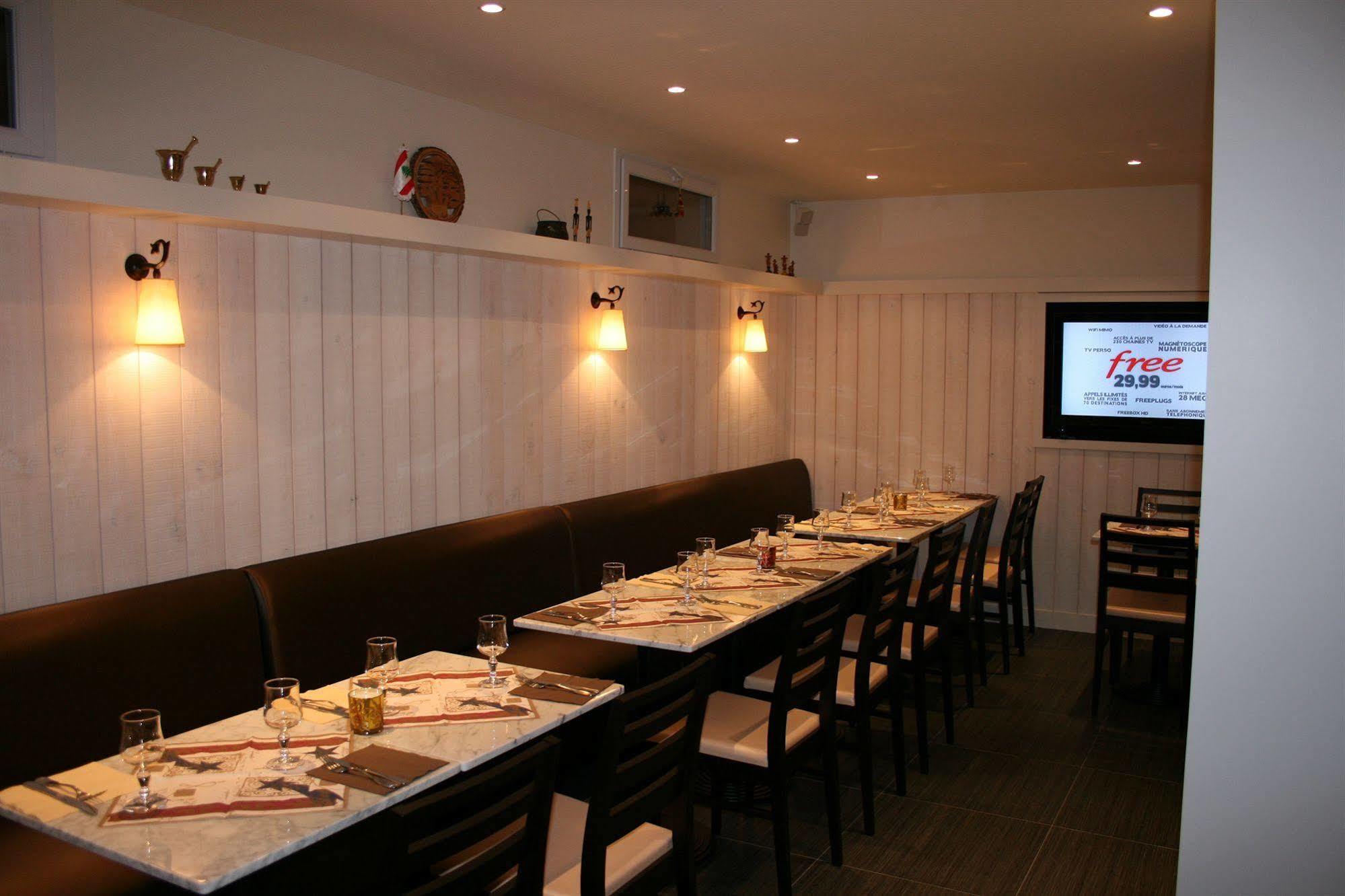 Hotel Restaurant Maison Blanche Rungis Exterior foto
